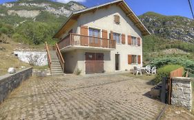 Gîte Culoz, 3 pièces, 5 personnes - FR-1-493-67